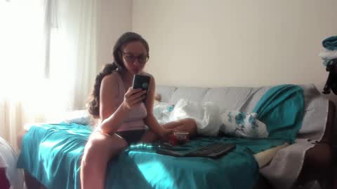 Issabelle online show from 09-14-25, 06:34