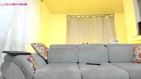 Isabella  online show from 09-16-25, 11:06