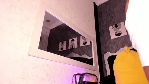 Issa online show from 10-07-25, 12:24