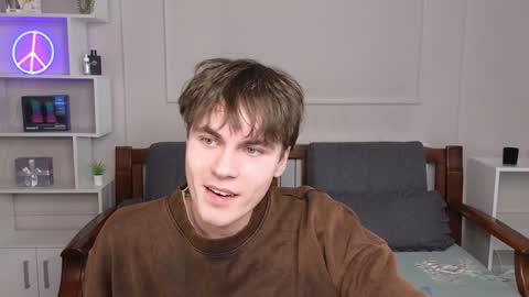 Snapshot of istairee chatting on 01-05-25, 10:10 Maks online show from 01-05-25, 10:10