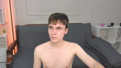 Snapshot of istairee chatting on 01-13-25, 12:24 Maks online show from 01-13-25, 12:24