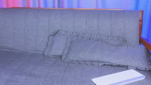 Snapshot of istairee chatting on 01-24-25, 01:25 Maks online show from 01-24-25, 01:25