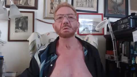 ImYourBitch online show from 06-08-26, 09:59