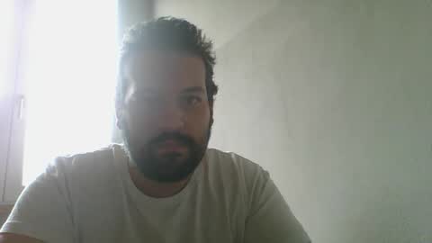 Snapshot of italianbigboy93 chatting on 10-20-25, 11:21 italianbigboy93 online show from 10-20-25, 11:21