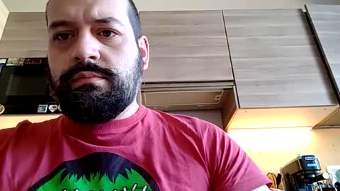 Snapshot of italianbigboy93 chatting on 11-08-25, 01:33 italianbigboy93 online show from 11-08-25, 01:33