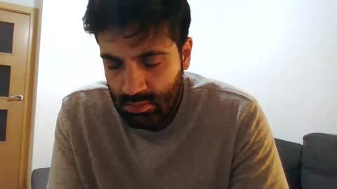 italianboybcn online show from 01-02-25, 09:11