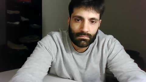 italianboybcn online show from 01-20-25, 09:43