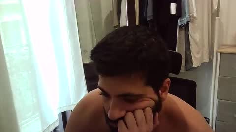 italianboybcn online show from 09-17-25, 06:37