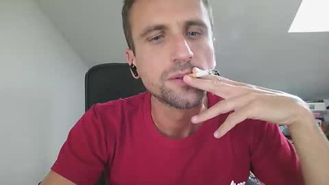 Snapshot of italiano116116 chatting on 09-10-25, 01:22 italiano116116 online show from 09-10-25, 01:22