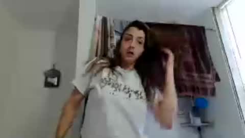 Snapshot of italianqueenn69 chatting on 08-03-26, 04:55 italianqueenn69 online show from 08-03-26, 04:55