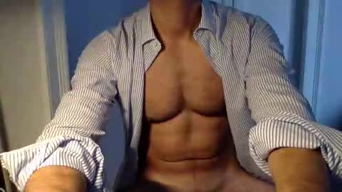 Snapshot of italiansir87 chatting on 10-03-25, 01:19 italiansir87 online show from 10-03-25, 01:19