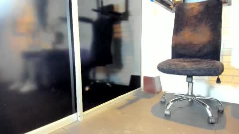 Snapshot of italomoore chatting on 09-29-25, 11:26 Italo Moore online show from 09-29-25, 11:26