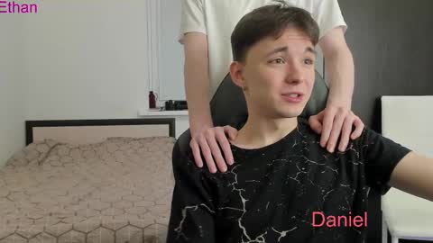 Ethan online show from 10-05-25, 04:38