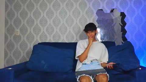 Ithan and Friends online show from 03-05-25, 01:17