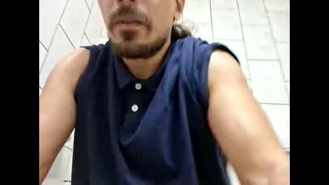 Snapshot of ithatdick chatting on 05-04-26, 08:21 ithatdick online show from 05-04-26, 08:21