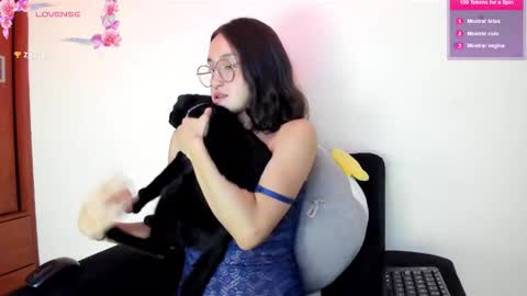 Snapshot of its__angelica_ chatting on 03-08-25, 09:29 Angelica online show from 03-08-25, 09:29