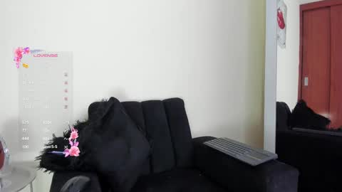 Snapshot of its__angelica_ chatting on 09-27-25, 07:08 Angelica online show from 09-27-25, 07:08