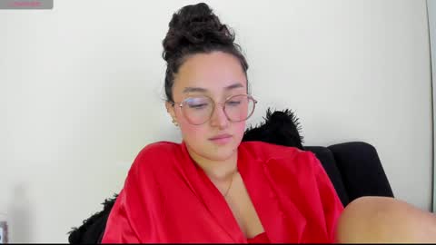 Snapshot of its__angelica_ chatting on 10-03-25, 07:00 Angelica online show from 10-03-25, 07:00