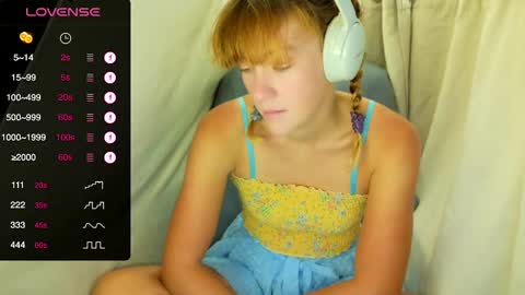 Lily online show from 09-15-25, 08:42