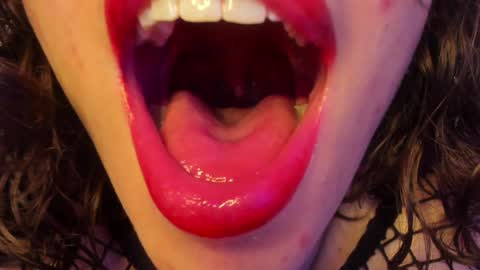 Maria online show from 01-09-25, 01:45