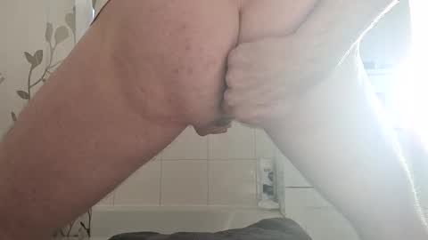 Snapshot of its_me_mave chatting on 12-20-24, 01:11 Dutch online show from 12-20-24, 01:11