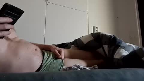 Snapshot of its_me_mave chatting on 03-08-25, 07:16 Dutch online show from 03-08-25, 07:16