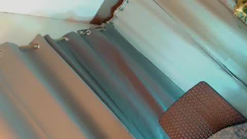 Snapshot of itsapril99913551 chatting on 12-05-25, 06:59 April online show from 12-05-25, 06:59