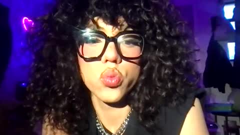 Snapshot of itsariessecrets chatting on 02-01-25, 12:07 itsariessecrets online show from 02-01-25, 12:07