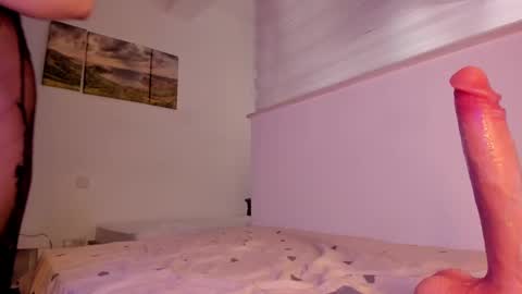 Snapshot of itsbellax chatting on 03-10-25, 03:52 Isabella online show from 03-10-25, 03:52