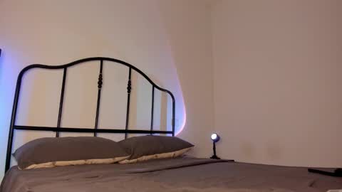 Snapshot of itsbellax chatting on 09-22-25, 07:21 Isabella online show from 09-22-25, 07:21