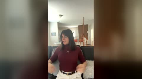 Snapshot of itschloelaurent chatting on 05-04-26, 03:30 itschloelaurent online show from 05-04-26, 03:30