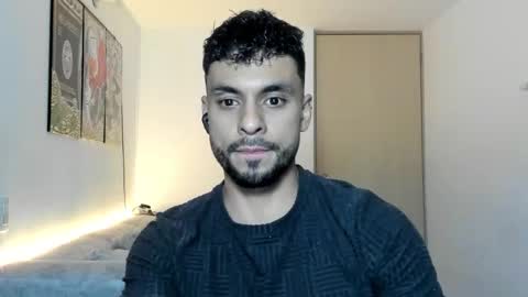 Snapshot of itsgeo1111 chatting on 09-14-25, 04:11 CALL ME GEO online show from 09-14-25, 04:11