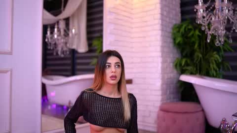 Snapshot of itsivylicious chatting on 02-09-26, 06:06 itsivylicious online show from 02-09-26, 06:06