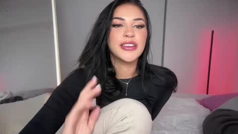 itskassielee online show from 02-16-25, 03:47