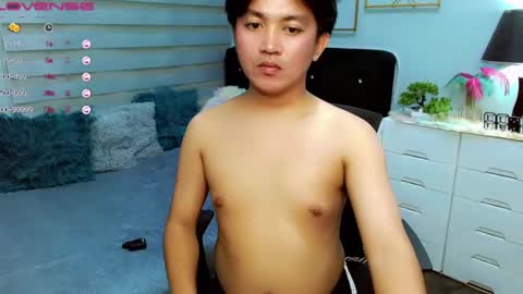 Snapshot of itsme_berniexx chatting on 01-02-25, 07:40 ask me online show from 01-02-25, 07:40