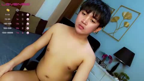 Snapshot of itsme_berniexx chatting on 02-03-25, 08:24 ask me online show from 02-03-25, 08:24