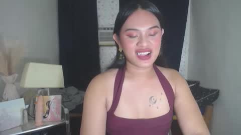 Snapshot of itsme_jazzy chatting on 10-22-25, 11:15 JAZ online show from 10-22-25, 11:15