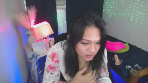 Snapshot of itsme_jazzy chatting on 11-21-25, 11:14 JAZ online show from 11-21-25, 11:14