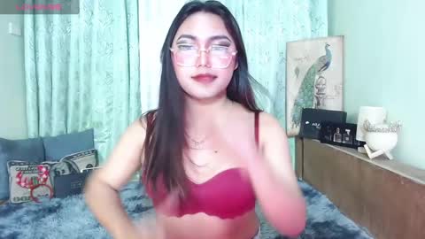 Snapshot of itsmesianaa29 chatting on 01-12-25, 03:03 Siana online show from 01-12-25, 03:03