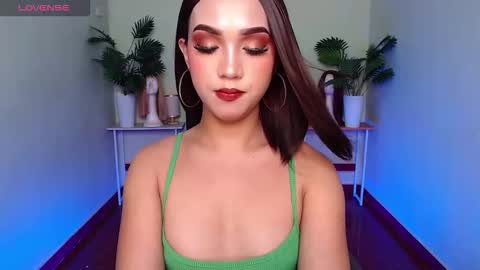 Sofia online show from 10-13-25, 07:52