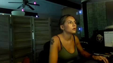 ItsMeSophie X online show from 07-13-26, 04:43