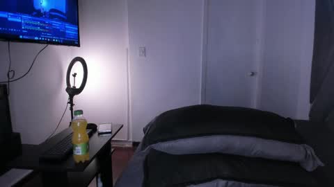 Moon online show from 05-04-26, 06:59