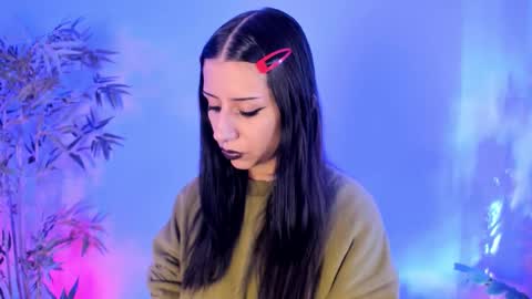 Snapshot of itsmroom chatting on 12-19-25, 01:18 itsmroom online show from 12-19-25, 01:18