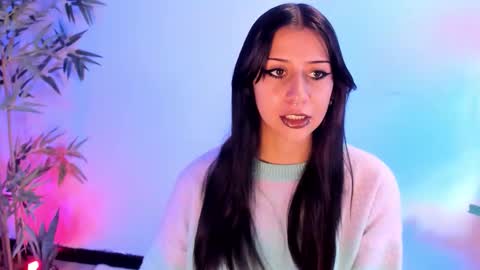 Snapshot of itsmroom chatting on 12-22-25, 01:30 itsmroom online show from 12-22-25, 01:30