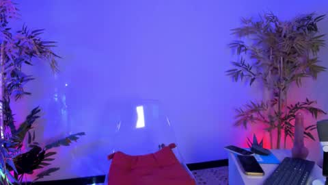 Snapshot of itsmroom chatting on 01-08-26, 01:13 itsmroom online show from 01-08-26, 01:13