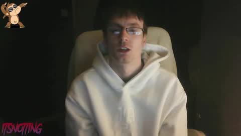 Snapshot of itsnotting834 chatting on 01-31-25, 12:06 online show from 01-31-25, 12:06