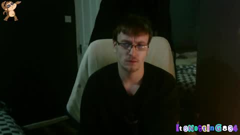 Snapshot of itsnotting834 chatting on 02-12-25, 01:19 online show from 02-12-25, 01:19
