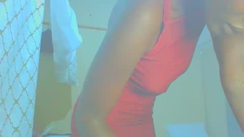 Snapshot of itsqueen_blacq chatting on 10-19-25, 02:29 Queen blacq online show from 10-19-25, 02:29