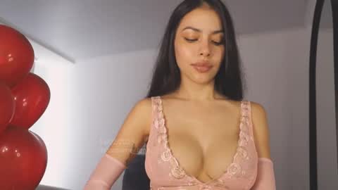 Snapshot of itsssssssme_lana chatting on 02-14-25, 07:23 itsssssssme_lana online show from 02-14-25, 07:23