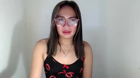 itsurgil_kloeh online show from 11-29-25, 02:58